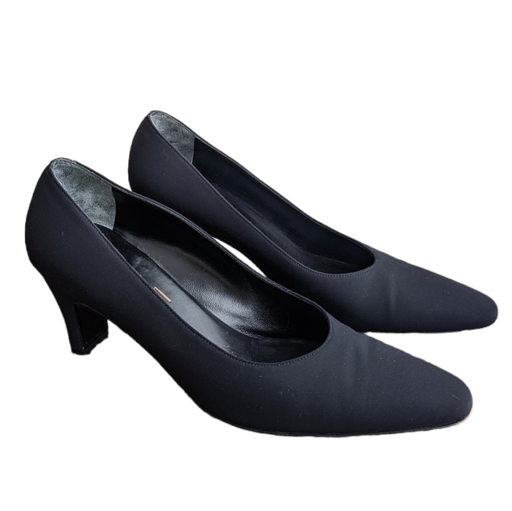Salvatore Ferragamo black heels size 8 s2